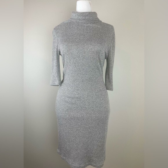 TopShop Turtleneck Sweater Dress - Size 6 - Super Sexy - Picture 2 of 10